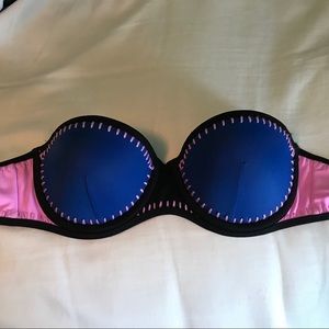 VICTORIAS SECRET Strapless Bathing Suit Top